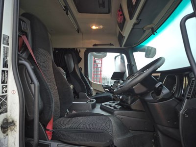 Lot 13 - 2017 (67 Plate) Mercedes Actros 1840 4x2 Tractor Unit Euro 6