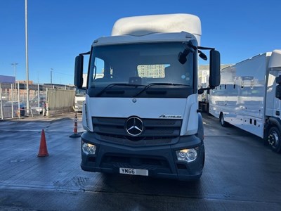 Lot 1 - 2017 Mercedes Actros 1840 4x2 Tractor Unit Euro 6