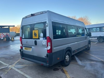 Lot 18 - 2016 (66 Plate) Peugeot Boxer 440 12 Seater Minibus Euro 6