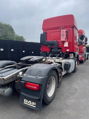 Lot 16 - 2015 (65 Plate) DAF CF 440 FTP 6x2 Tractor Unit EURO 6 NON RUNNER