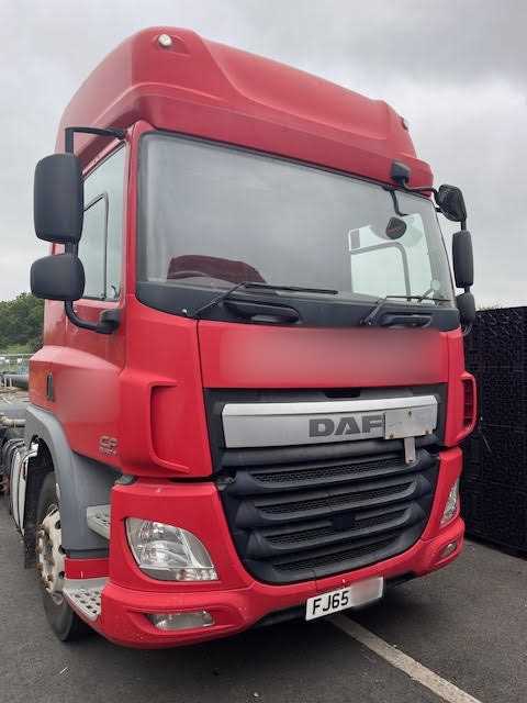 Lot 16 - 2015 (65 Plate) DAF CF 440 FTP 6x2 Tractor Unit EURO 6 NON RUNNER