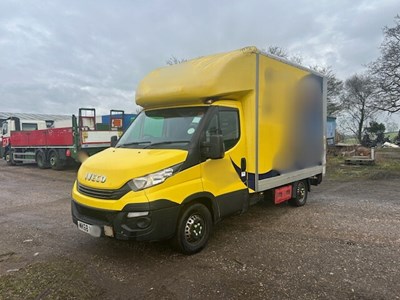 Lot 2 - 2019 (68 Plate) Iveco Daily 35S12 S-A luton box van Euro 6