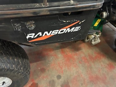 Lot 43 - 2019 Ransomes Parkway 3 Meteor Mower