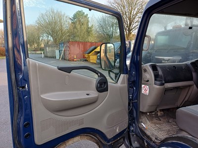 Lot 33 - 2013 (62 Plate) Nissan Cabstar 35.14 S/C MWB 4x2 Rigid Caged Tipper Euro 5