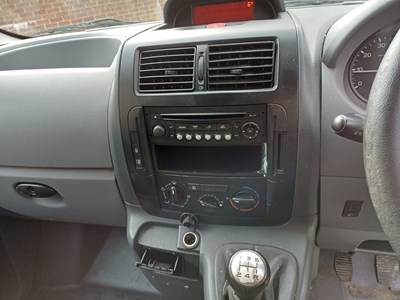 Lot 36 - 2013 Peugeot Expert 1200 L2H1 HDi Panel Van Euro 5