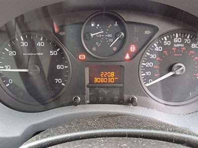 Lot 36 - 2013 Peugeot Expert 1200 L2H1 HDi Panel Van Euro 5