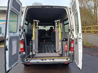 Lot 26 - 2009 Renault Master LM39 DCI 100 16 Seat Minibus Euro 4