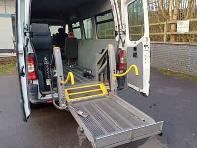 Lot 26 - 2009 Renault Master LM39 DCI 100 16 Seat Minibus Euro 4