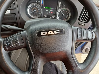 Lot 13 - 2016 DAF LF220 FT 4x2 Urban Artic Tractor Unit Euro 6