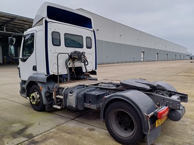 Lot 4 - 2016 DAF LF 220 FT 4x2 Urban Artic Tractor Unit Euro 6