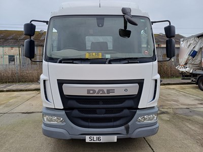 Lot 4 - 2016 DAF LF 220 FT 4x2 Urban Artic Tractor Unit Euro 6