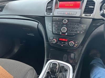 Lot 40 - 2012 (62 Plate) Vauxhall Insignia SRI CDTI Estate Euro 5
