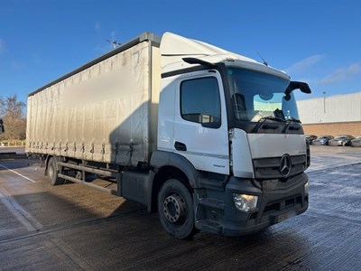 Lot 8 - 2020 (69 Plate) Mercedes Actros 1824 Rigid Curtainside Euro 6