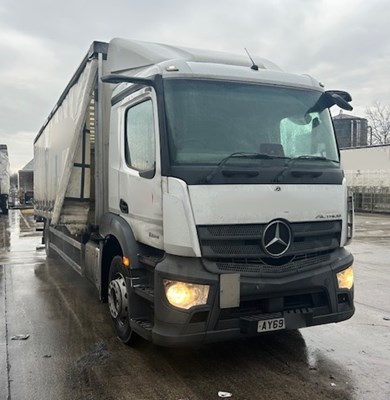 Lot 11 - 2020 (69 Plate) Mercedes Actros 1824 Rigid Curtainside Euro 6
