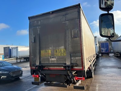 Lot 9 - 2020 (69 Plate) Mercedes Actros 1824 Rigid Curtainside Euro 6