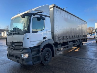 Lot 9 - 2020 (69 Plate) Mercedes Actros 1824 Rigid Curtainside Euro 6