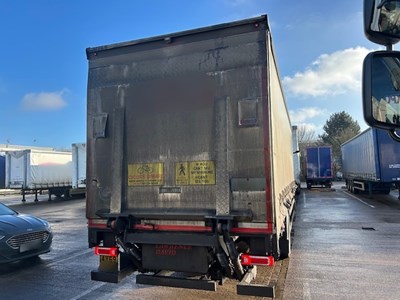Lot 9 - 2020 (69 Plate) Mercedes Actros 1824 Rigid Curtainside Euro 6