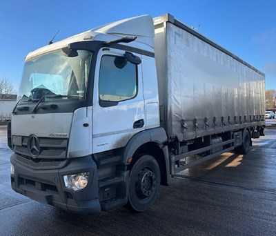 Lot 9 - 2020 (69 Plate) Mercedes Actros 1824 Rigid Curtainside Euro 6