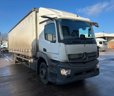 Lot 9 - 2020 (69 Plate) Mercedes Actros 1824 Rigid Curtainside Euro 6