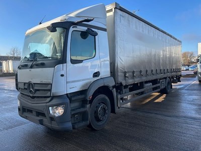 Lot 9 - 2020 (69 Plate) Mercedes Actros 1824 Rigid Curtainside Euro 6