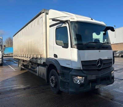 Lot 6 - 2020 (69 Plate) Mercedes Actros 1824 Rigid Curtainside Euro 6