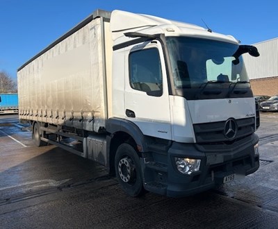 Lot 6 - 2020 (69 Plate) Mercedes Actros 1824 Rigid Curtainside Euro 6