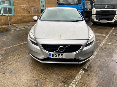 Lot 30 - 2019 (69 Plate) Volvo V40 Momentum Edition T2 Euro 6