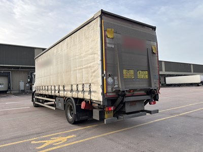 Lot 2 - 2018 (68 Plate) Renault D280 Rigid Curtainside Euro 6