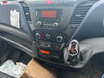 Lot 18 - 2021 Iveco 72.180 Box Van Euro 6