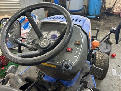 Lot 23 - 2018 Iseki TGX237 Compact Tractor Mower NON RUNNER