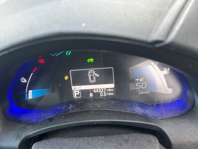 Lot 22 - 2014 Nissan Leaf Acenta 24 kWh Electric