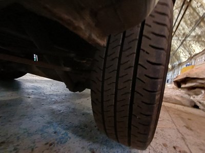 Lot 41 - 2013 Ford Transit 100 T260 FWD Panel Van Euro 5