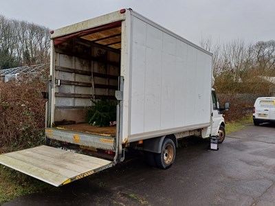 Lot 24 - 2003 (53 Plate) Ford Transit 350 LWB TD Luton Body Euro 3