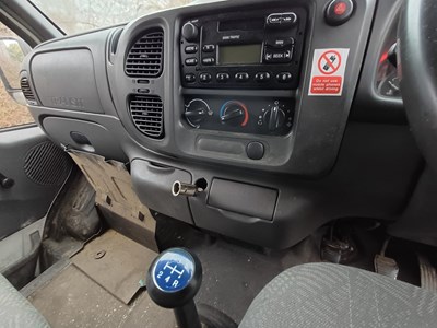 Lot 24 - 2003 (53 Plate) Ford Transit 350 LWB TD Luton Body Euro 3
