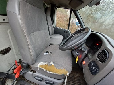 Lot 24 - 2003 (53 Plate) Ford Transit 350 LWB TD Luton Body Euro 3
