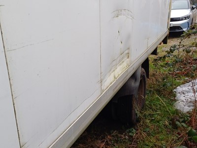 Lot 24 - 2003 (53 Plate) Ford Transit 350 LWB TD Luton Body Euro 3