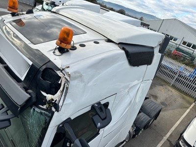 Lot 2 - 2019 (69 Plate) Volvo FH 6x2 Tractor Unit Euro 6