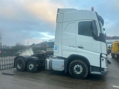 Lot 2 - 2019 (69 Plate) Volvo FH 6x2 Tractor Unit Euro 6
