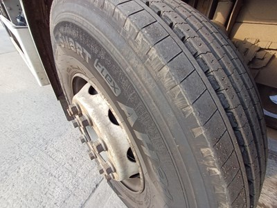 Lot 12 - 2012 (61 Plate) DAF LF 55.220 18 TIP V 4x2 Refuse Collection Vehicle Euro 5