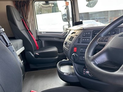 Lot 42 - 2019 DAF XF 480 6x2 Tractor Unit Euro 6