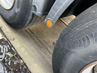 Lot 65 - 2014 Montracon Curtainside Trailer