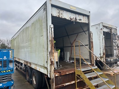 Lot 35 - 1994 Montracon Box Trailer Tandem Axle