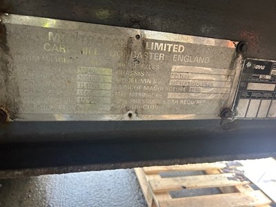 Lot 36 - 1994 Montracon Box Trailer Tandem Axle