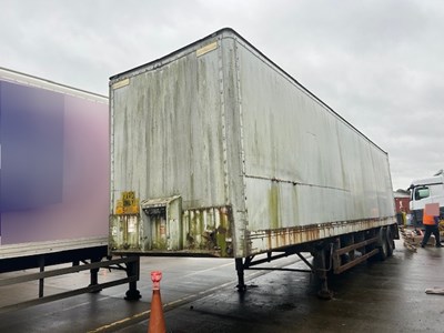 Lot 36 - 1994 Montracon Box Trailer Tandem Axle