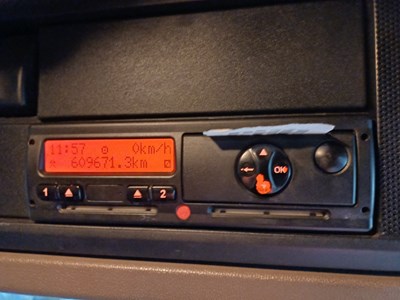 Lot 11 - 2011 DAF CF65 220 BOD V 4x2 Rigid Curtainside Euro 5