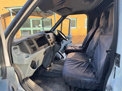 Lot 19 - 2011 Ford Transit 115 T350L RWD Panel Van Euro 4