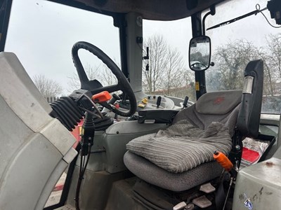 Lot 10 - 2005 Massey Ferguson 5455 Tractor