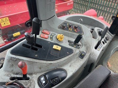 Lot 10 - 2005 Massey Ferguson 5455 Tractor