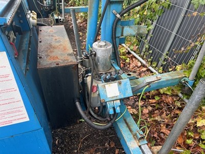 Lot 50 - 2007 Henry Cooch Site Lights