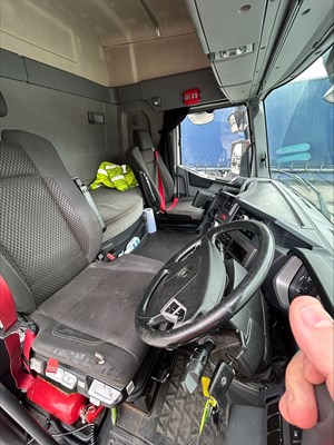 Lot 2 - 2017 (66 Plate) Renault T Series 6x2 Tractor Unit Euro 6